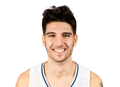 Kayo Goncalves headshot
