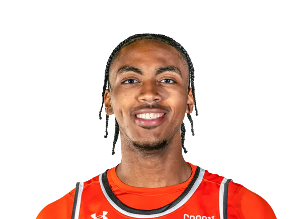 Alex Holt headshot