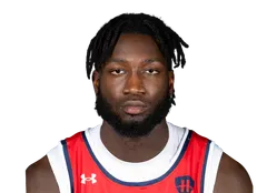 Ismael Plet headshot