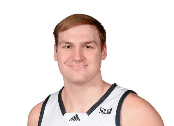 Kyler Filewich headshot