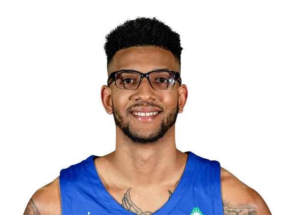 Carlos Rosario headshot