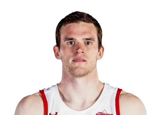 Ian Motta headshot