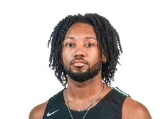 Izaiah Robinson headshot