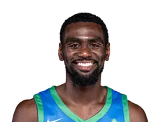 Zavian McLean headshot