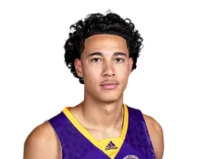 KJ Lee headshot