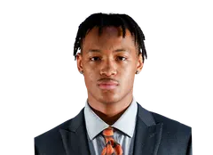 Lue Williams headshot