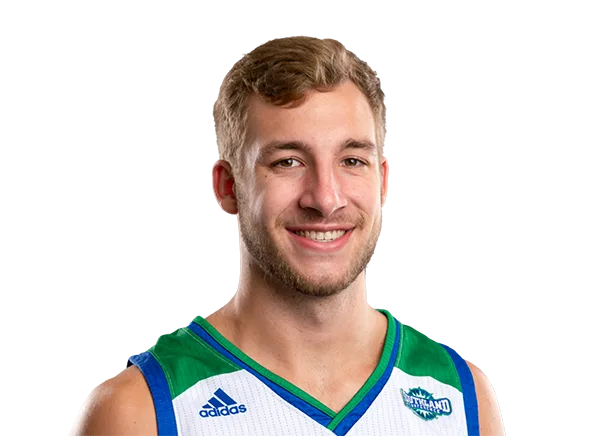 Peyton Smith headshot