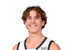 Dillon Bailey headshot
