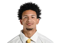 Nasir Mann headshot
